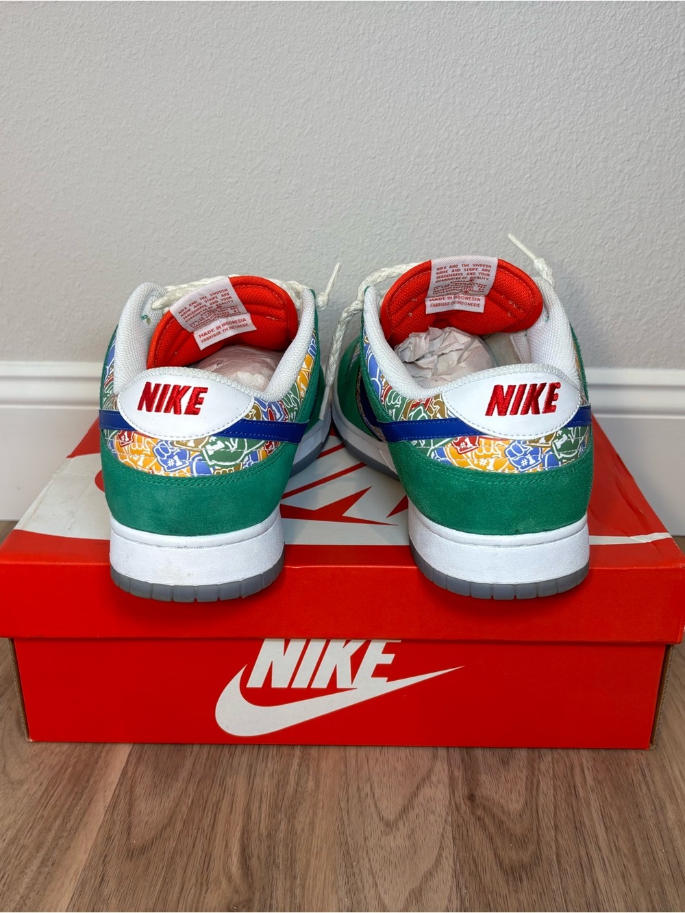 Nike Dunk Low Foam Finger Multicolor Low-Top Sneakers — Green, Blue, Red, Yellow - Picture 5 of 8